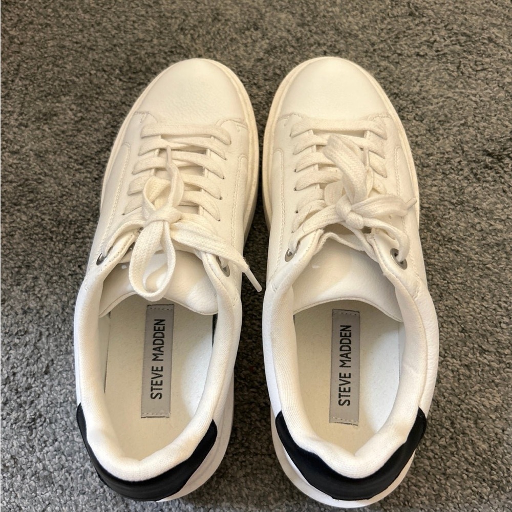 Steve Madden - Women’s sneakers